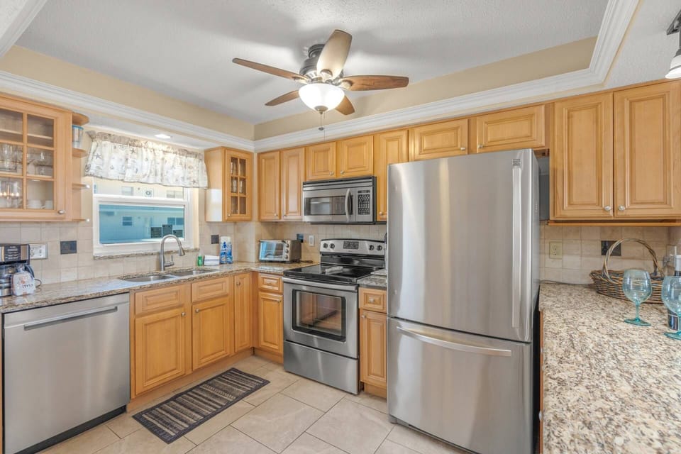 Fully equipped kitchen with everything you need for your home-away-from-home.