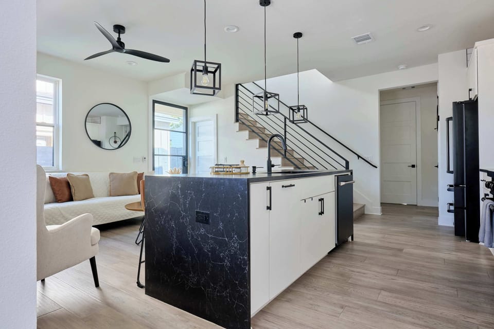 Fully-equipped kitchen