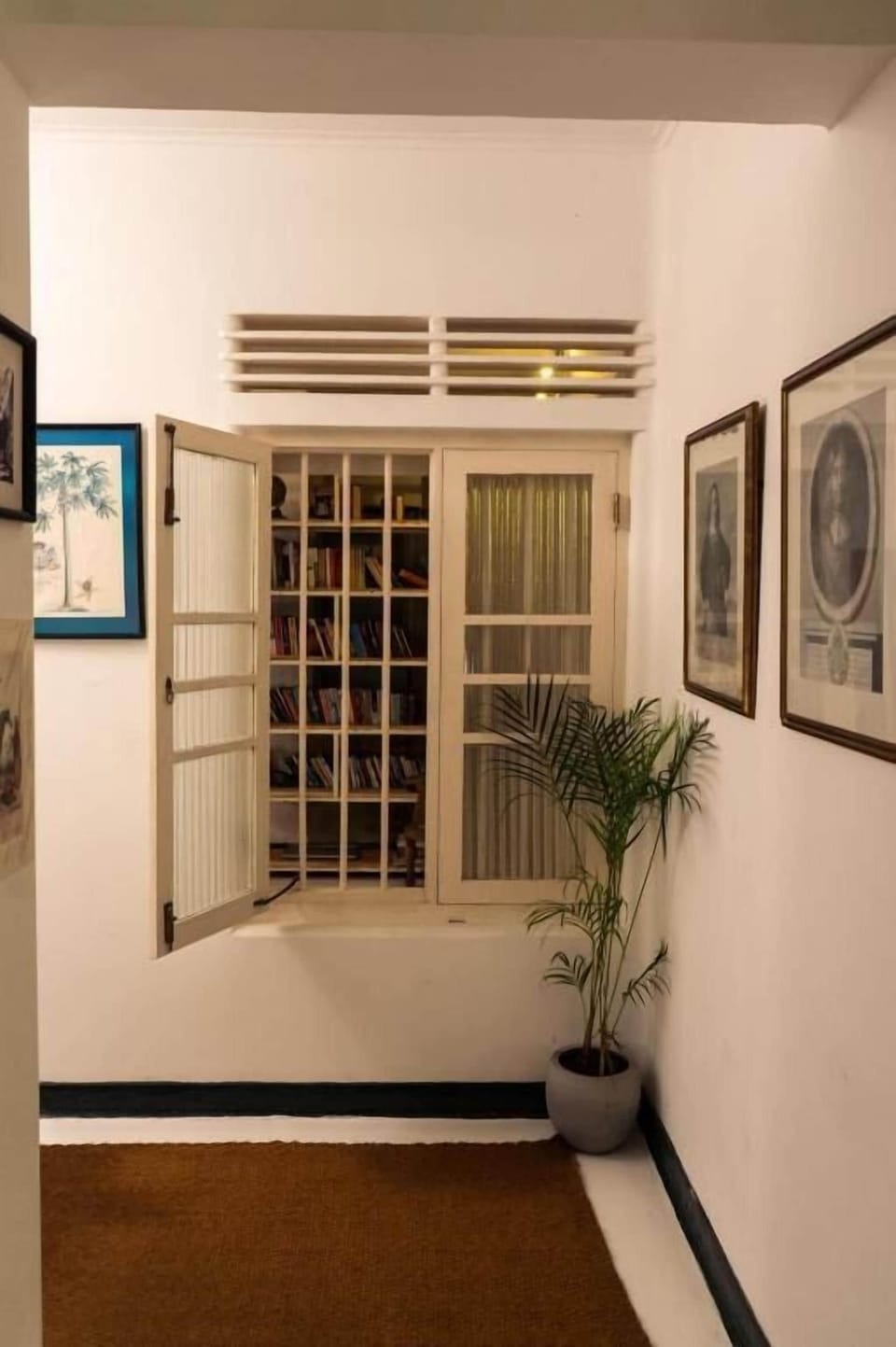 Deluxe Triple Room, City View | In-room safe, free WiFi