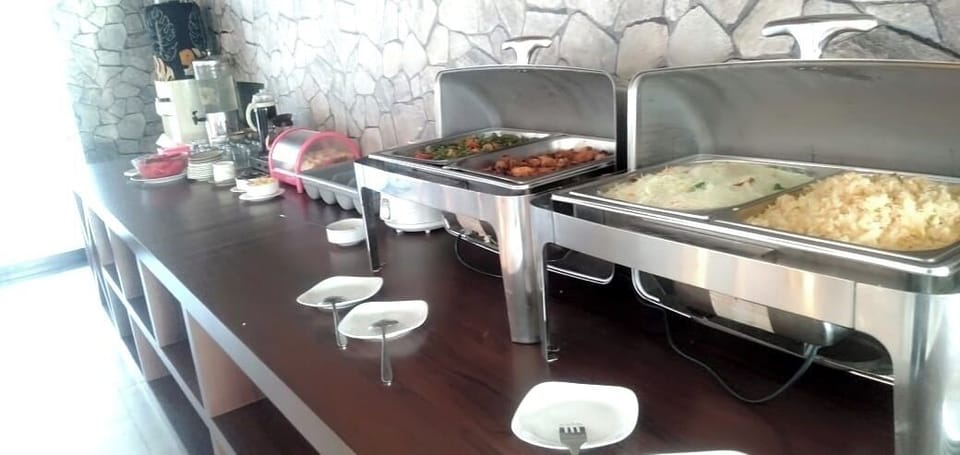 Daily buffet breakfast for a fee