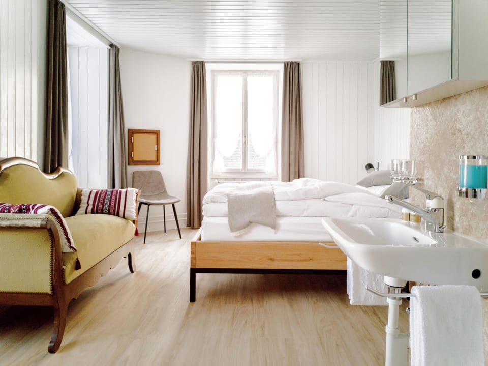 Double Room Bären | Free WiFi, bed sheets