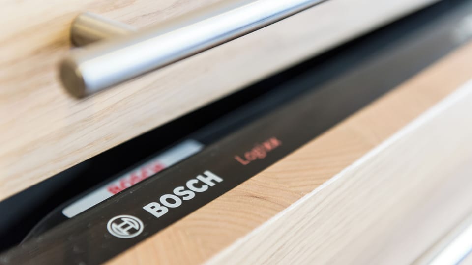 Deluxe Condo, 2 Bedrooms | Private kitchen | Fridge, microwave, stovetop, dishwasher