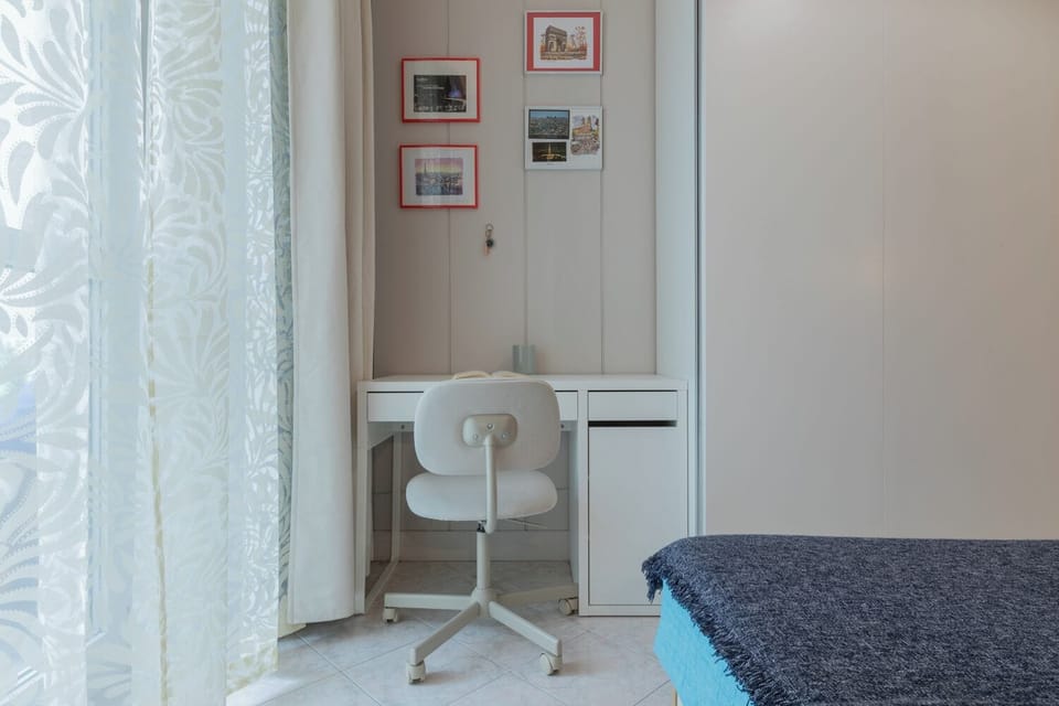 Basic Apartment, Balcony | Iron/ironing board