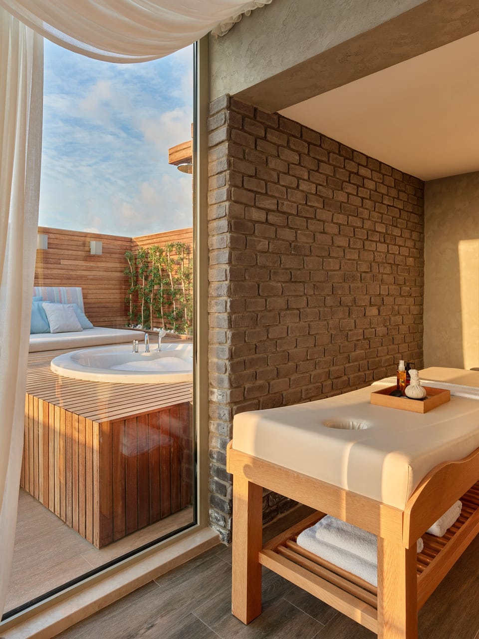 Designer Suite 360 | View from room