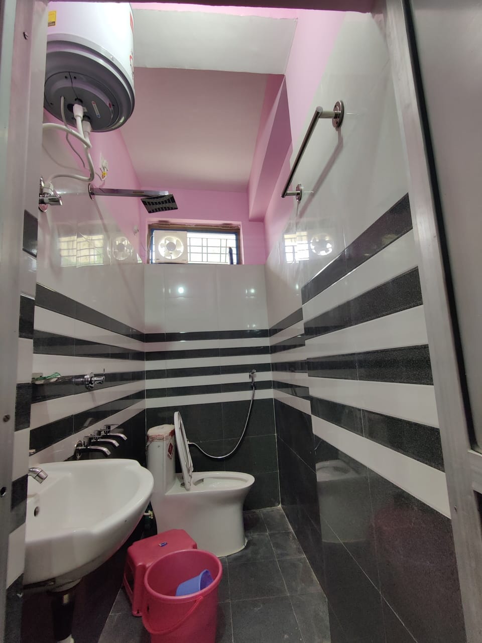Triple Room, Mountain View | Bathroom | Shower, towels, soap, shampoo