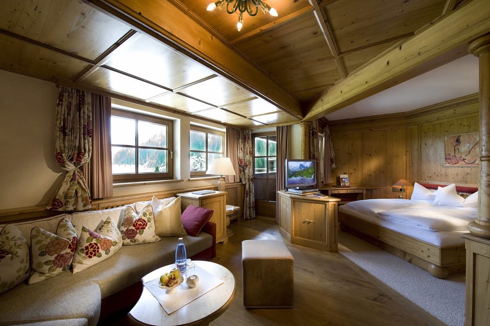 Suite, Balcony, Mountain View | Living area | Flat-screen TV