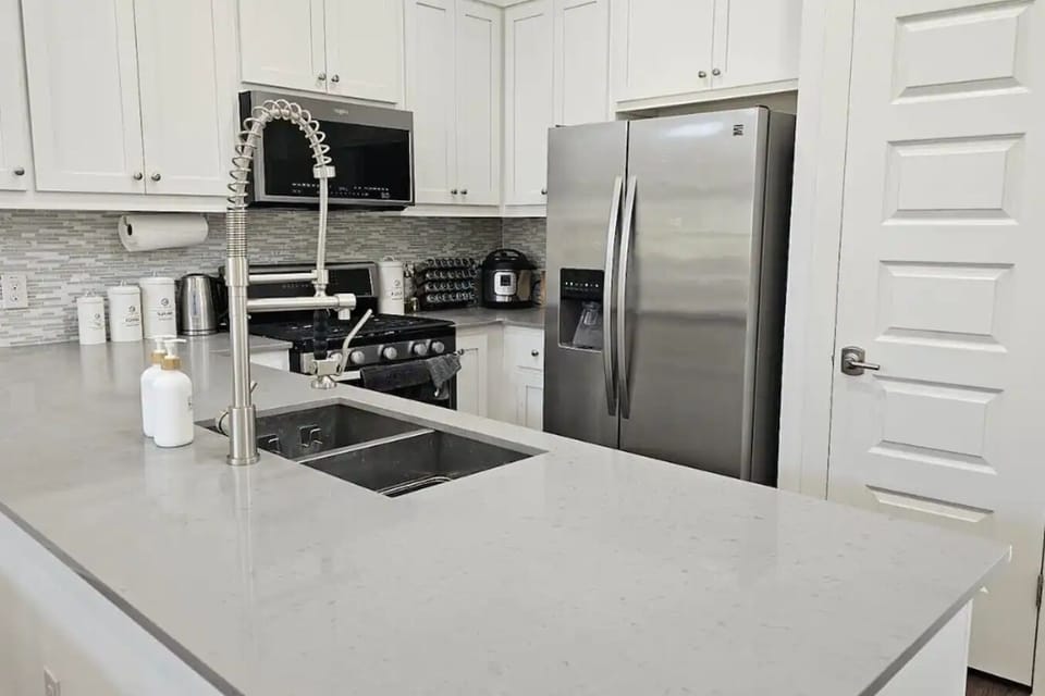 Full kitchn access
