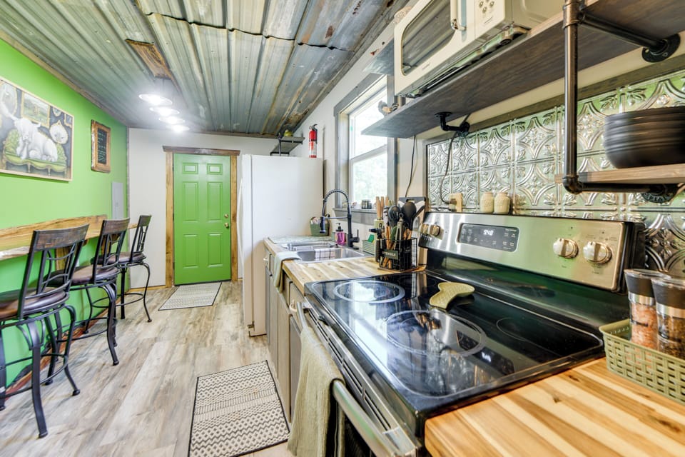 House (1 Bedroom) | Interior
