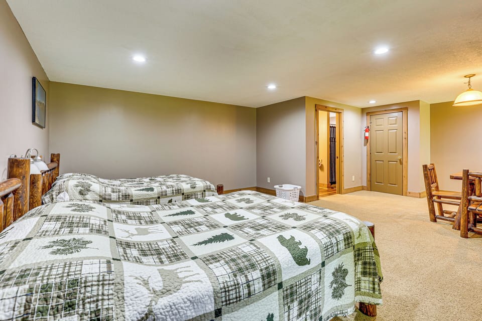 House (2 Bedrooms) | Interior