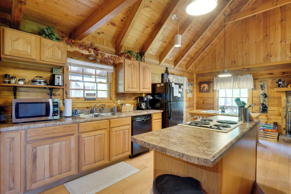House (2 Bedrooms) | Interior