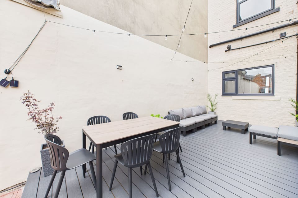 Bellevue Luxe, Redcar - Host & Stay