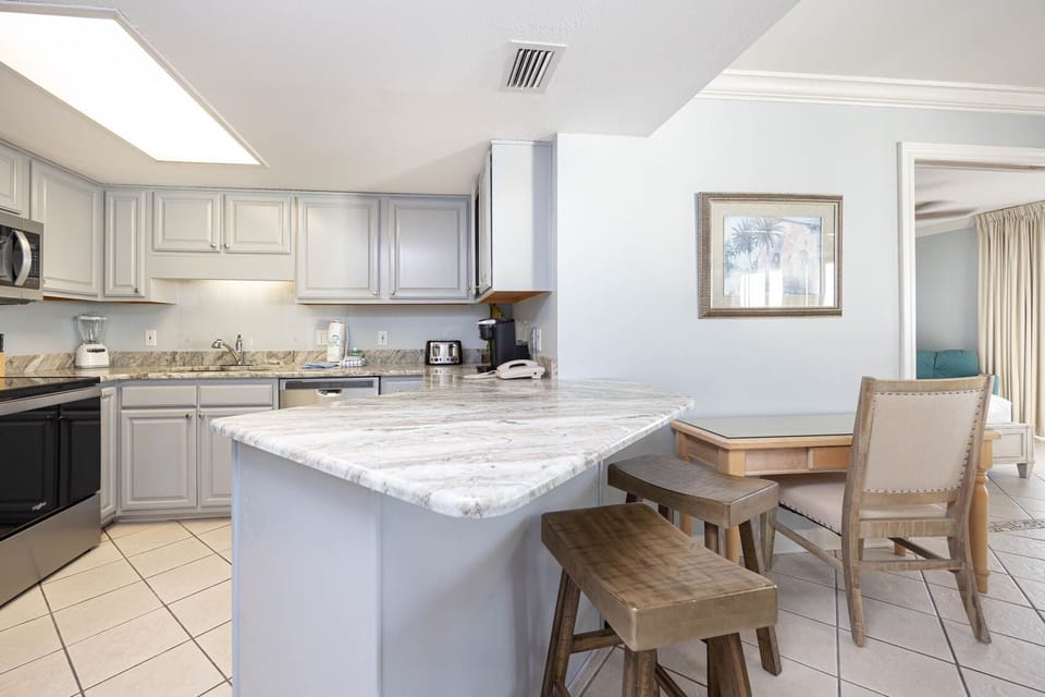 Condo, 2 Bedrooms | Private kitchen | Coffee/tea maker, fridge, oven