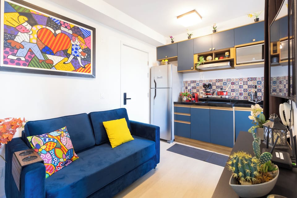 Apartment | Living area | TV