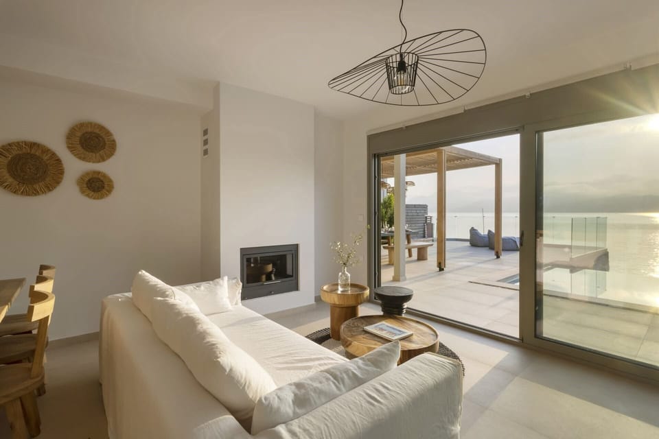 The open-concept communal area includes a panoramic sitting area.