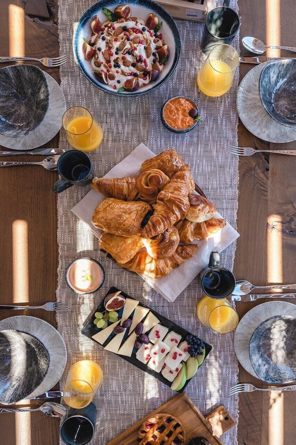 Breakfast is served!