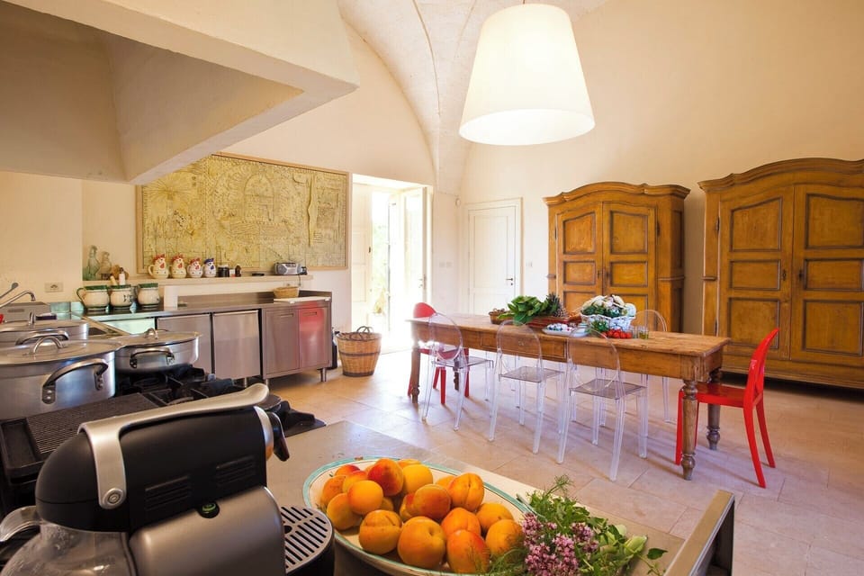 The wonderful, professionally-equipped kitchen.