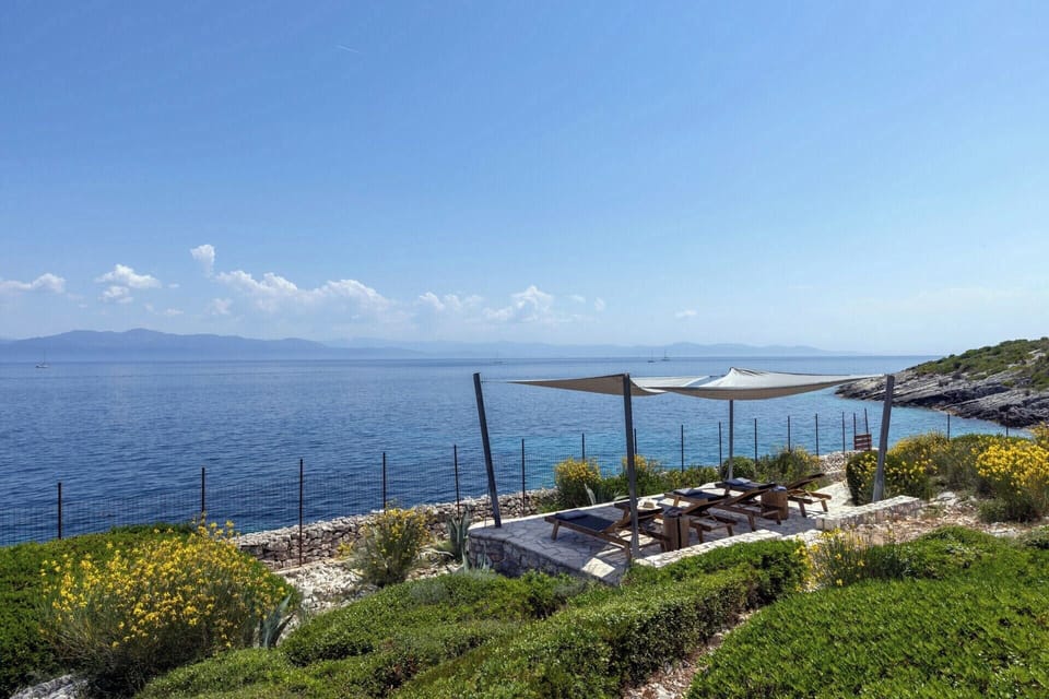 The seafront solarium is a soothing spot.