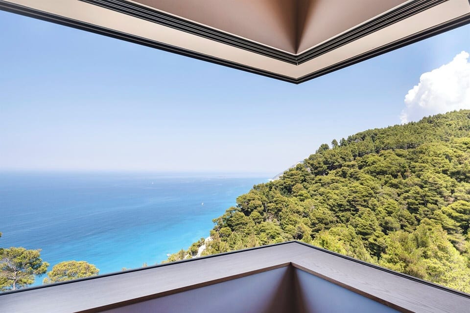 The wonderful views to gaze at.