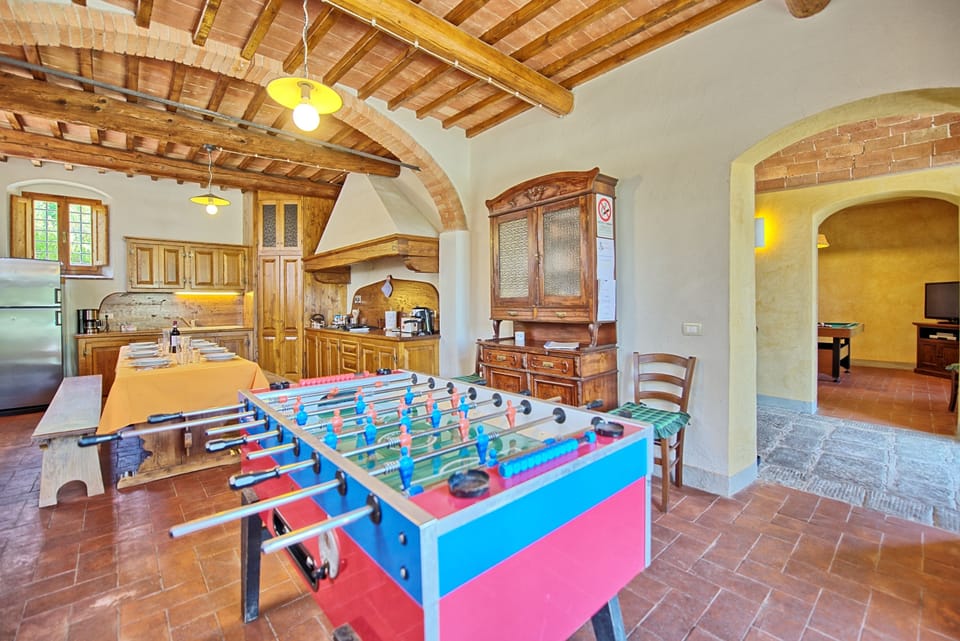 Villa, 4 Bedrooms (Casa Scopeti) | Living room | Flat-screen TV, DVD player