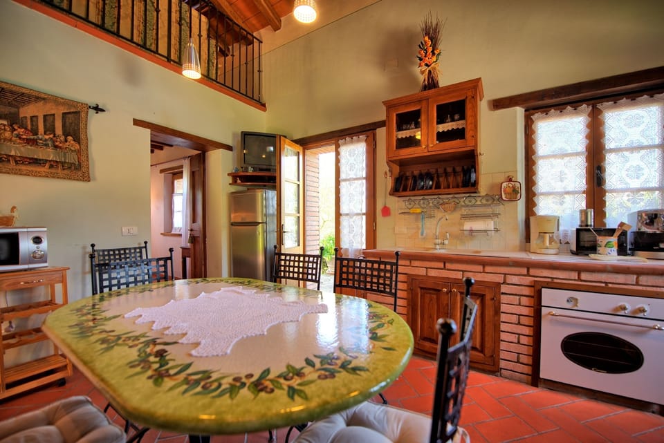 House, 3 Bedrooms, Private Pool | Private kitchen | Full-size fridge, microwave, stovetop, coffee/tea maker