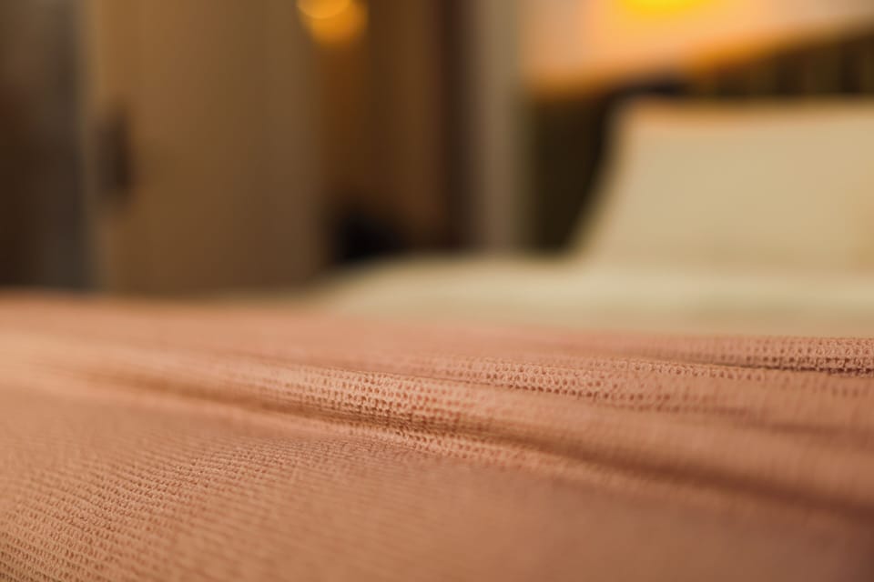Superior Double Room, Balcony, City View | Hypo-allergenic bedding available, minibar, WiFi (free), bed sheets