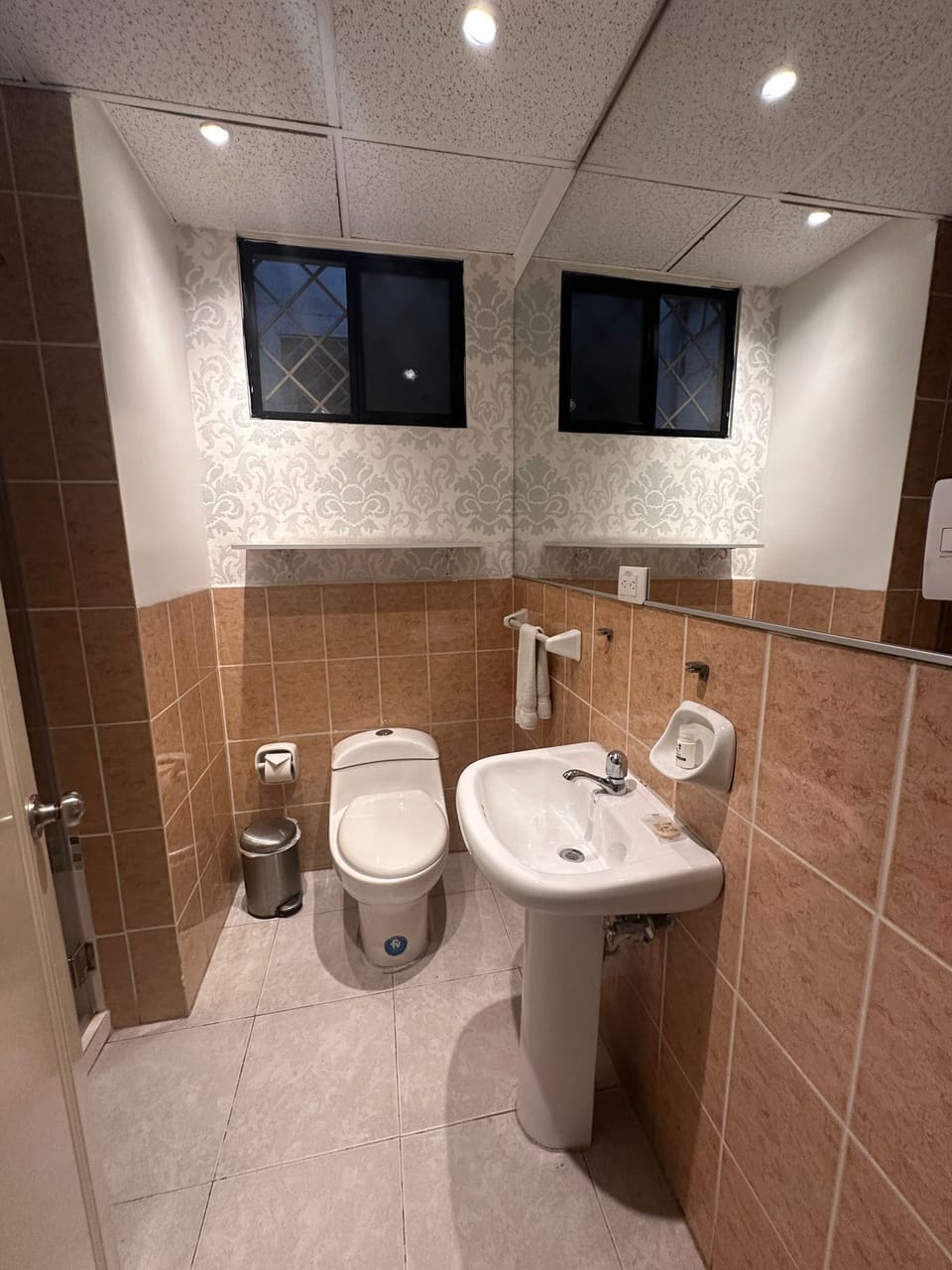 Shower, free toiletries, towels, soap