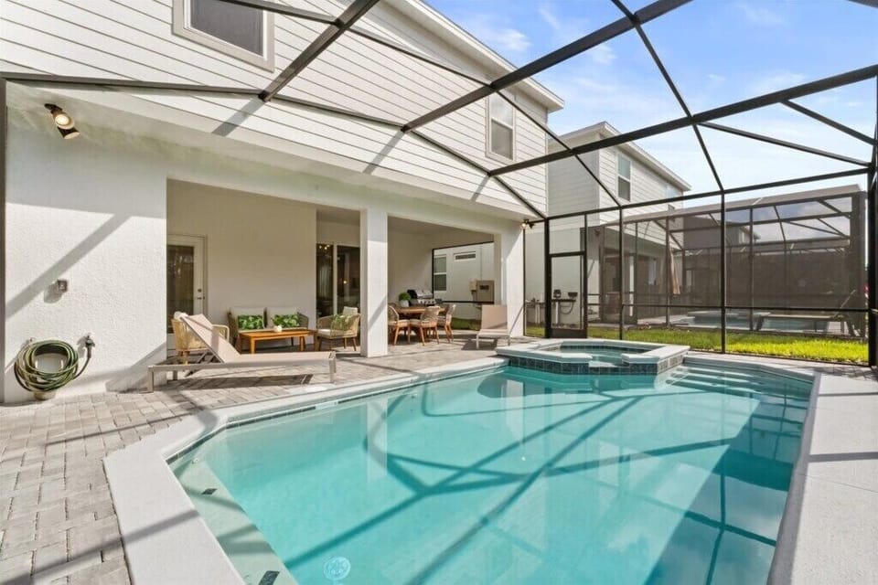15879CapeCoralLoop(31)