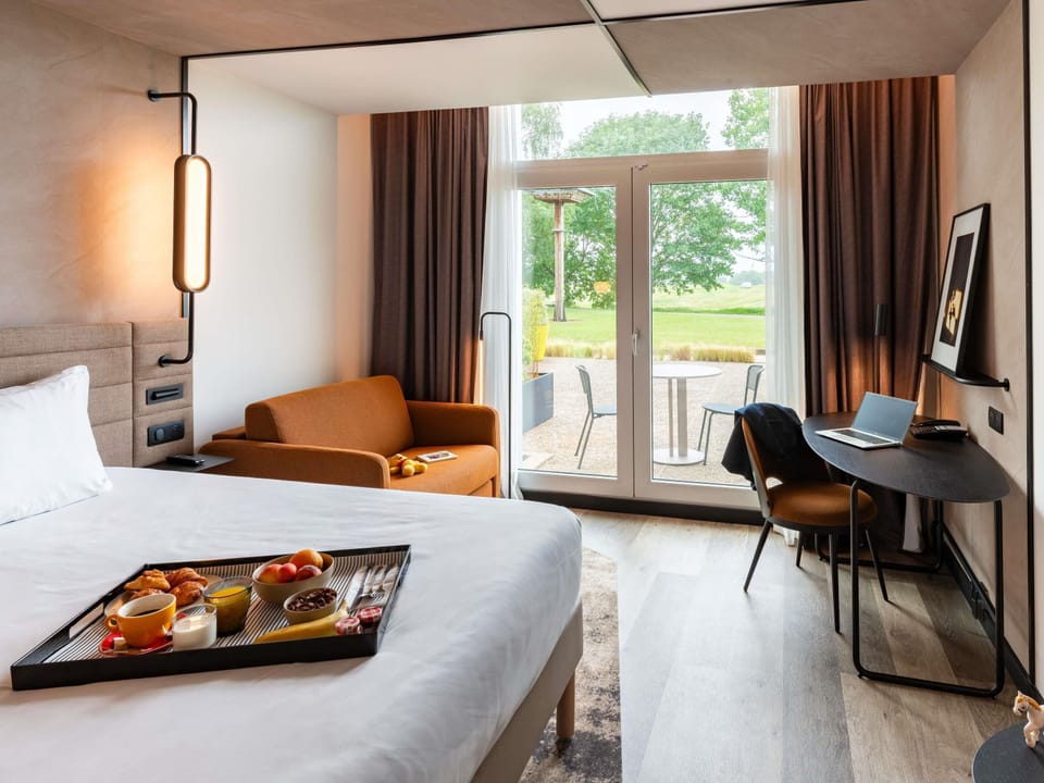 Deluxe Room, 1 Double Bed, Accessible (Golf course view) | Premium bedding, minibar, in-room safe, desk