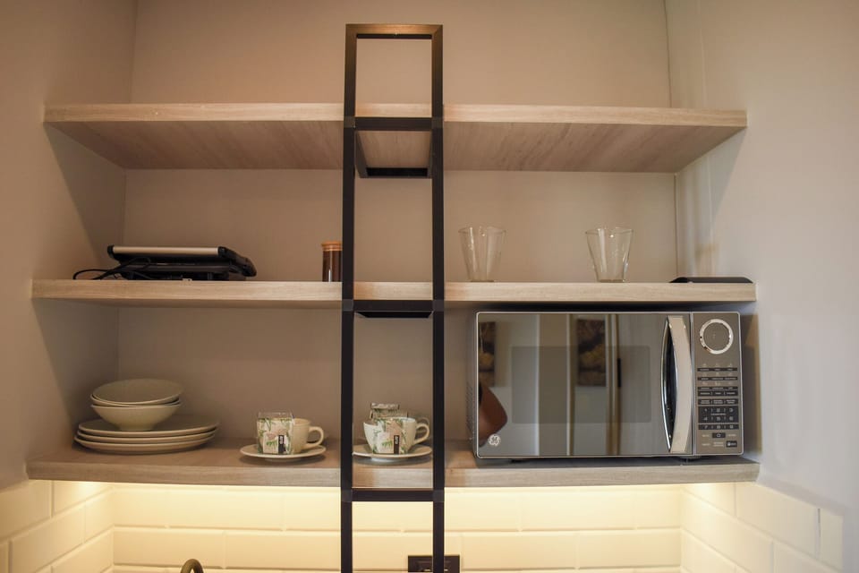 Superior Room | Private kitchen | Mini-fridge, microwave, stovetop, cookware/dishes/utensils