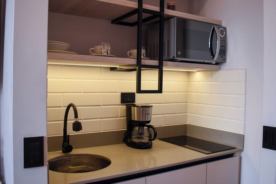 Standard Room | Private kitchen | Mini-fridge, microwave, stovetop, cookware/dishes/utensils