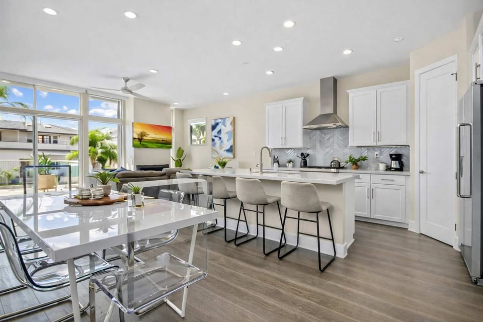 Large Open Living Room and Kitchen