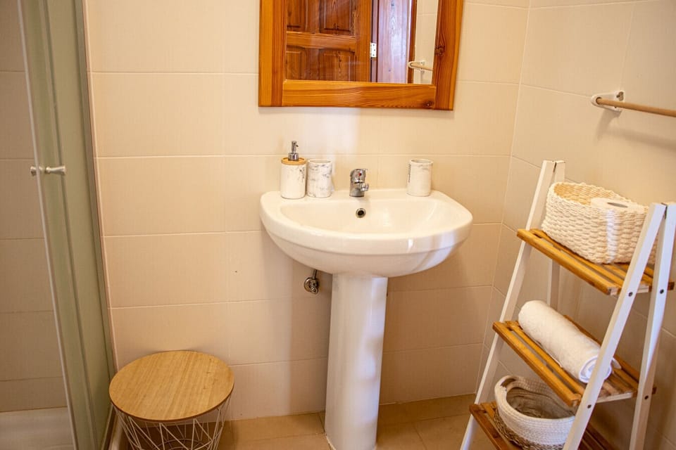 Serene Bathroom Escape with Natural Beauty