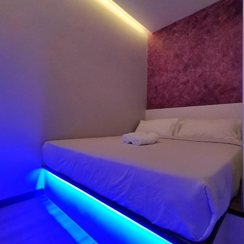 Romantic Room | WiFi (free), bed sheets