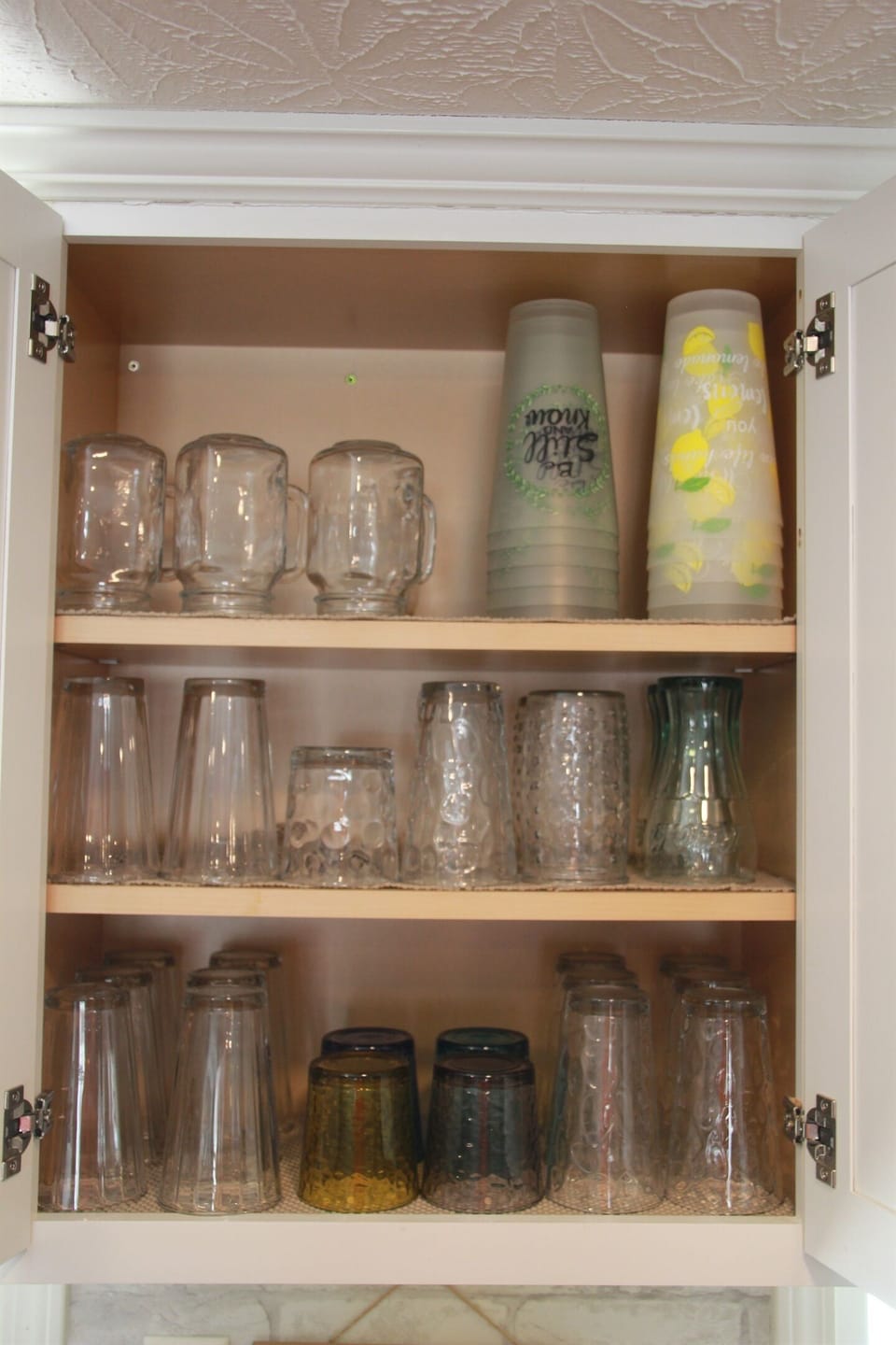 From morning juice to evening cocktails, you’ll find the right glass waiting.