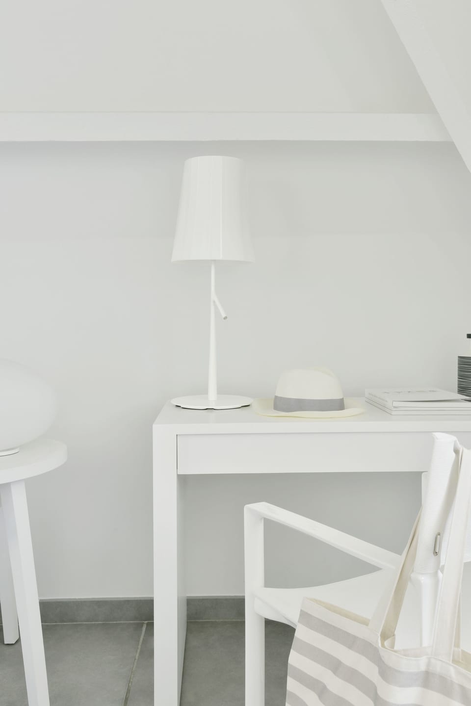 Atelier Room 7  | Premium bedding, free minibar, in-room safe, rollaway beds