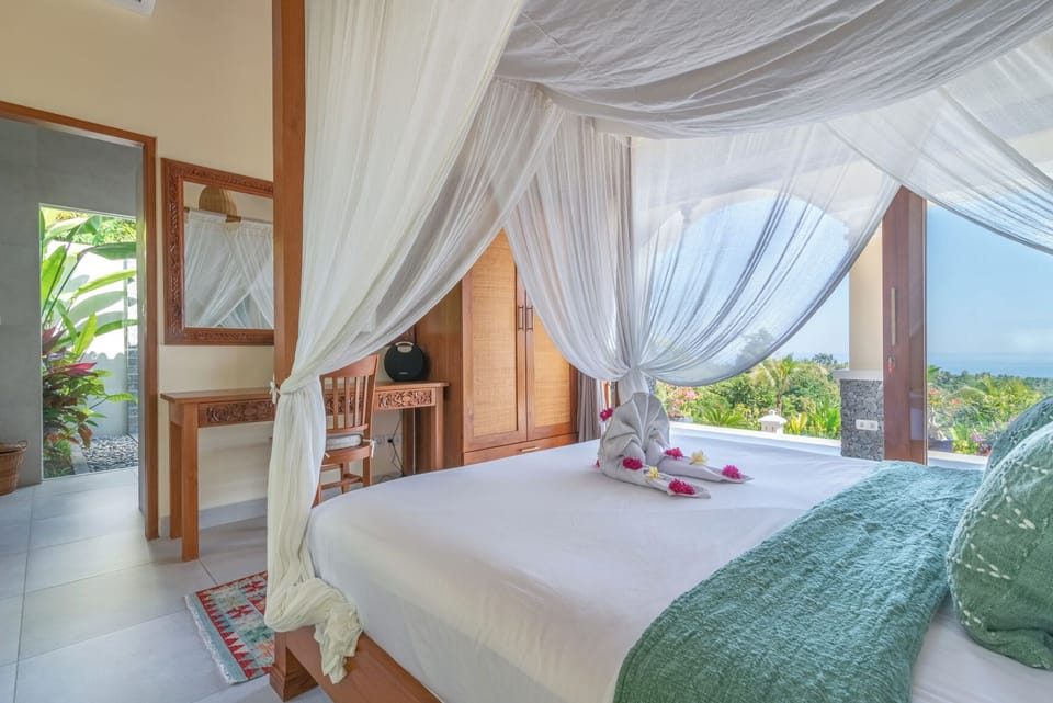 Deluxe Villa, Sea View | In-room safe, desk, free WiFi
