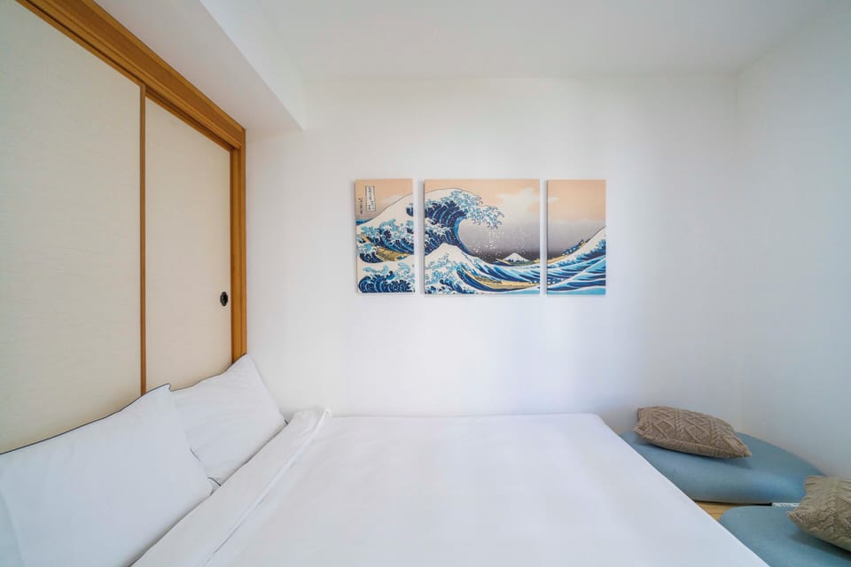 Superior Apartment, 3 Bedrooms, Balcony, City View | Iron/ironing board, free WiFi