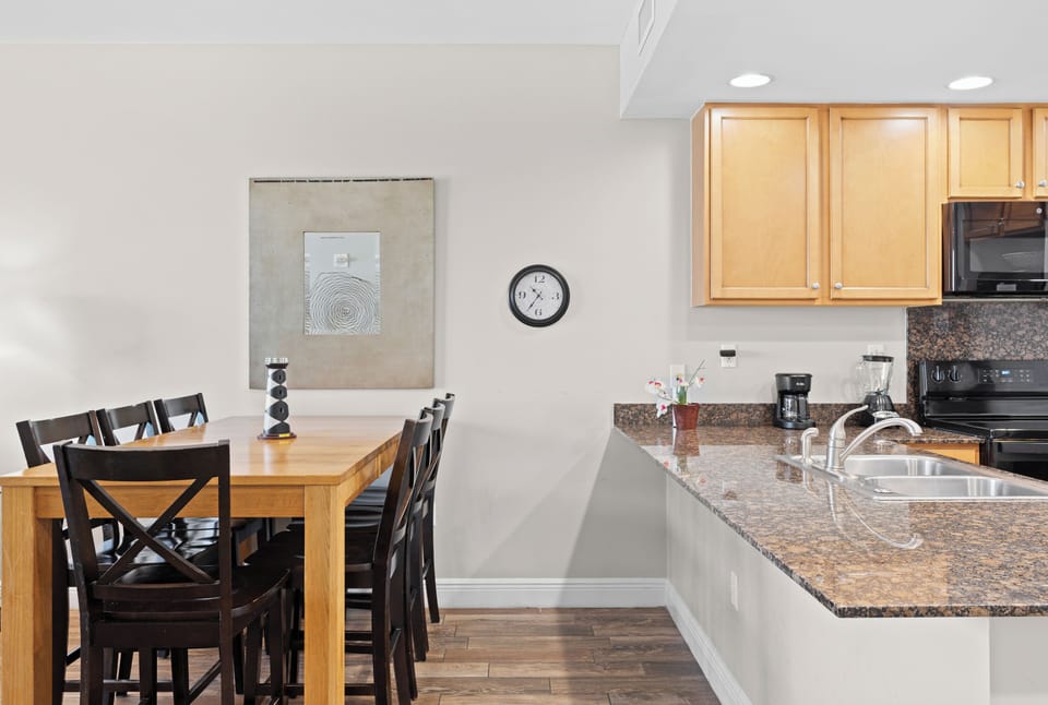 Kitchen and dining seamlessly connected.