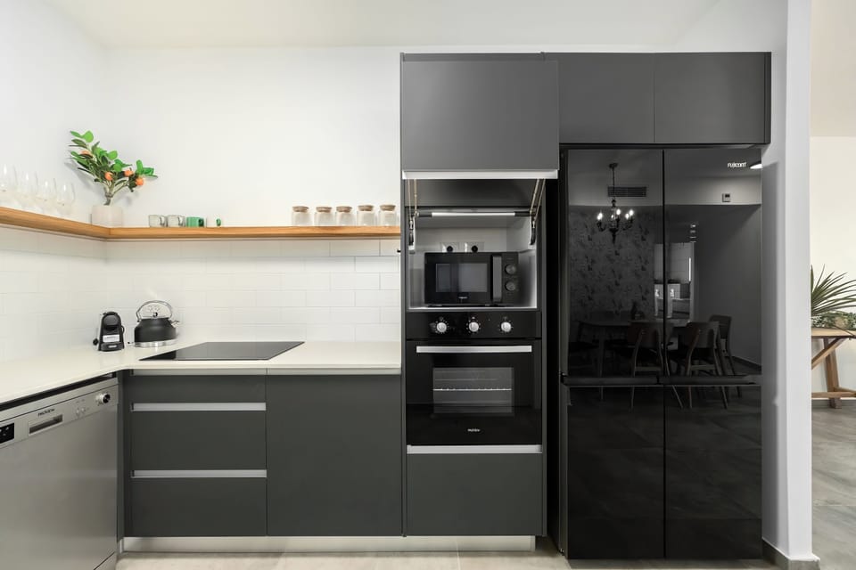 Apartment, Beach View | Private kitchen | Electric kettle
