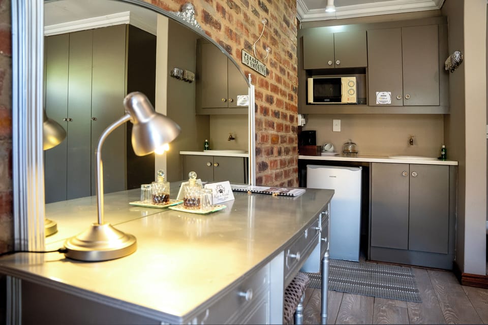 Luxury Double or Twin Room | Premium bedding, in-room safe, desk, cribs (free)