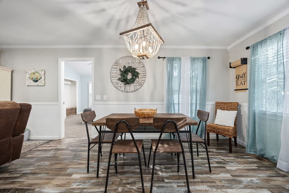 Lovely Dining Open to Living