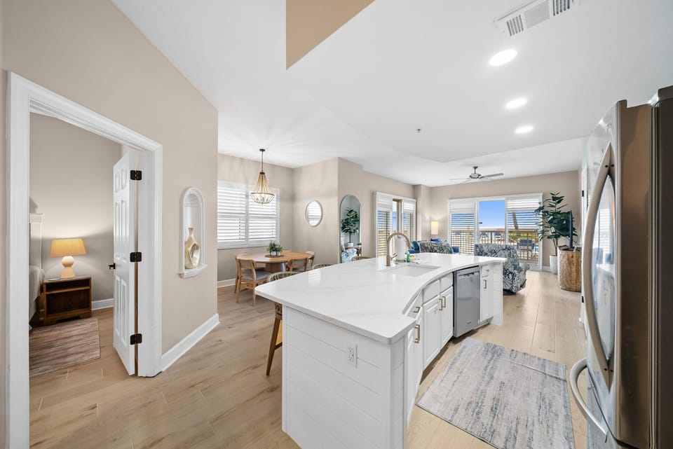 Welcome to Sunrise Beach Resort Unit 501!