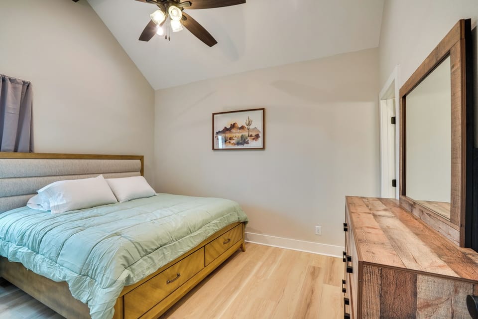 House (2 Bedrooms) | Interior