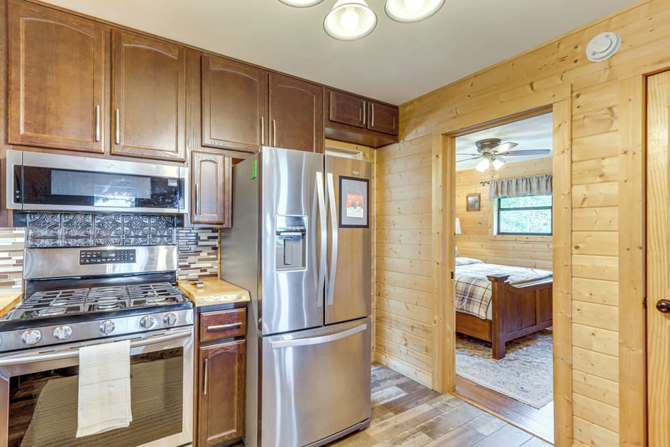 House (2 Bedrooms) | Interior