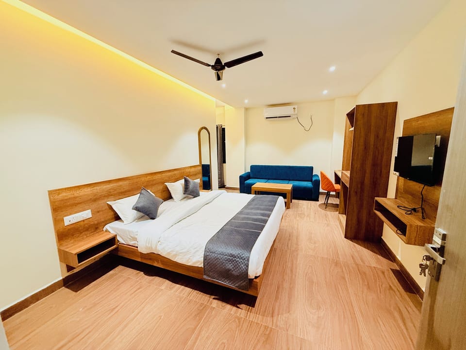 Superior Room | Desk, soundproofing, free WiFi