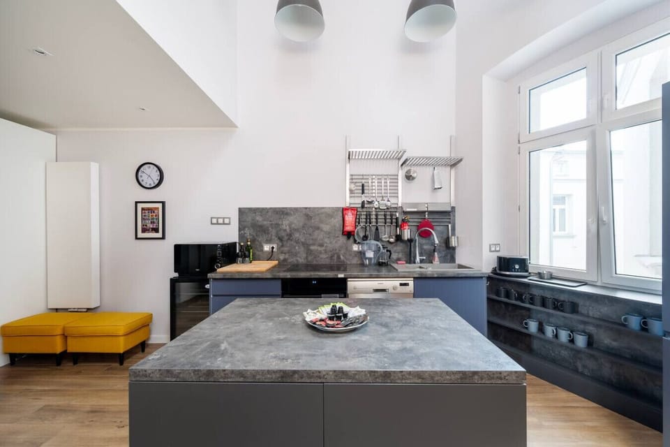 Fully equipped kitchen | Book now with RENTUJEMY.COM
