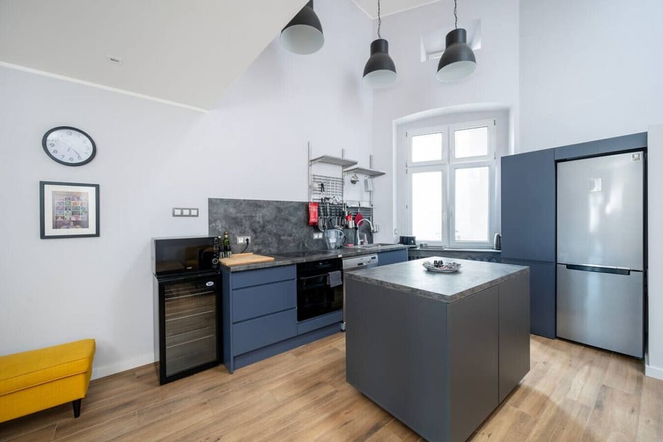 Fully equipped kitchen | Book now with RENTUJEMY.COM