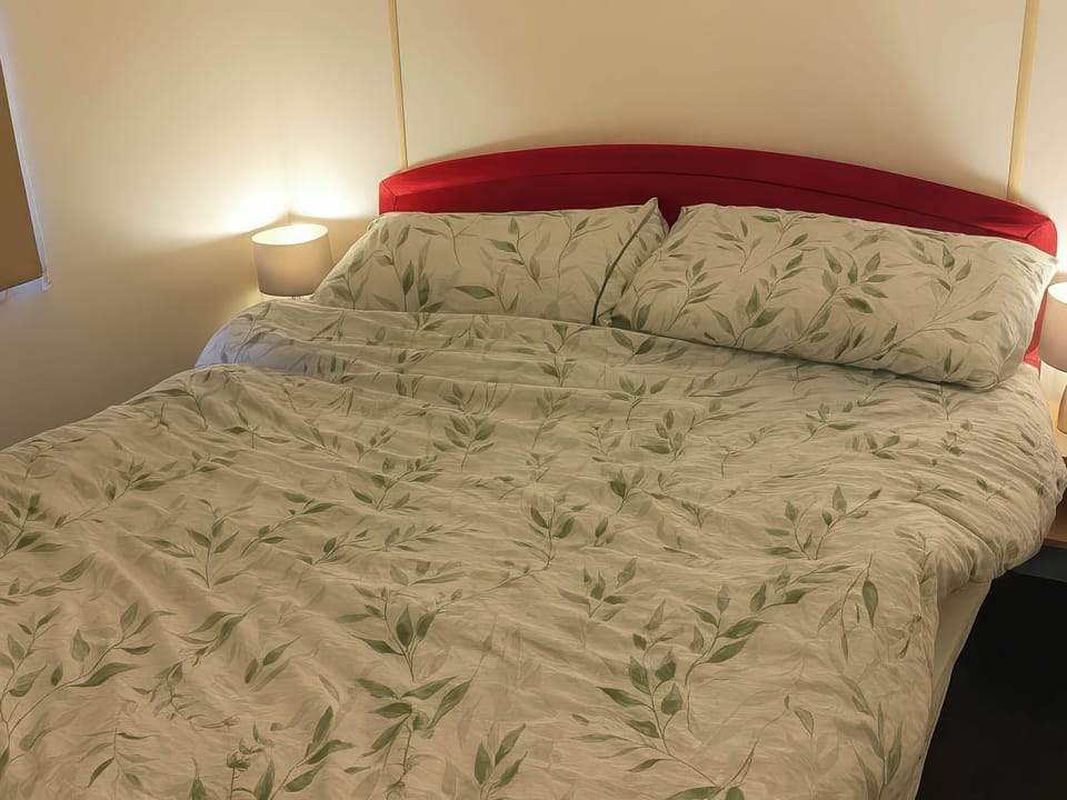 Brynowen Holiday Park - Holiday Accommodation 19041 Cottage in Wales