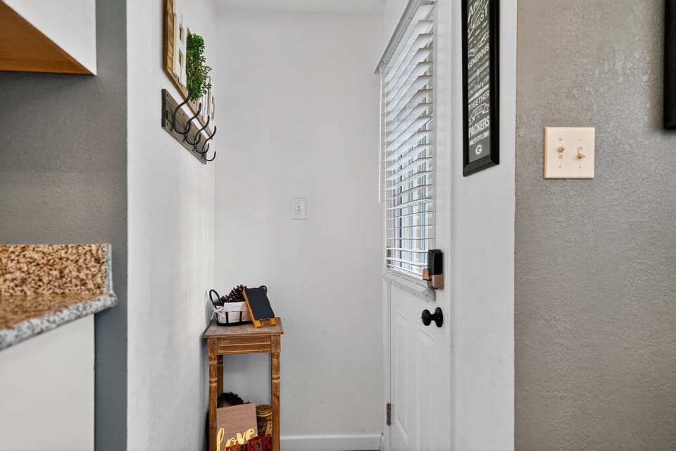 Indoors, Floor, Flooring, Home Decor, Shelf