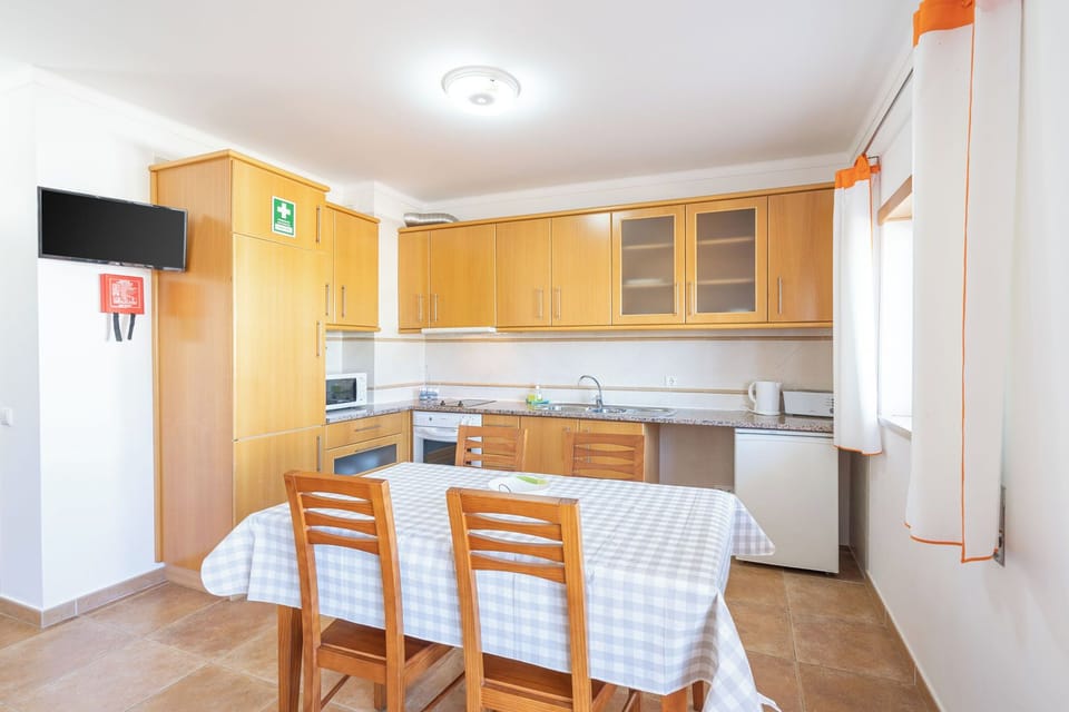 Apartment, 1 Bedroom, Balcony | Private kitchen